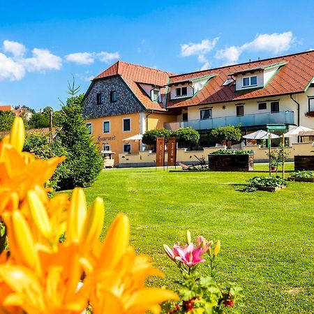 Gasthof Knappenwirt Mariahof Exterior foto