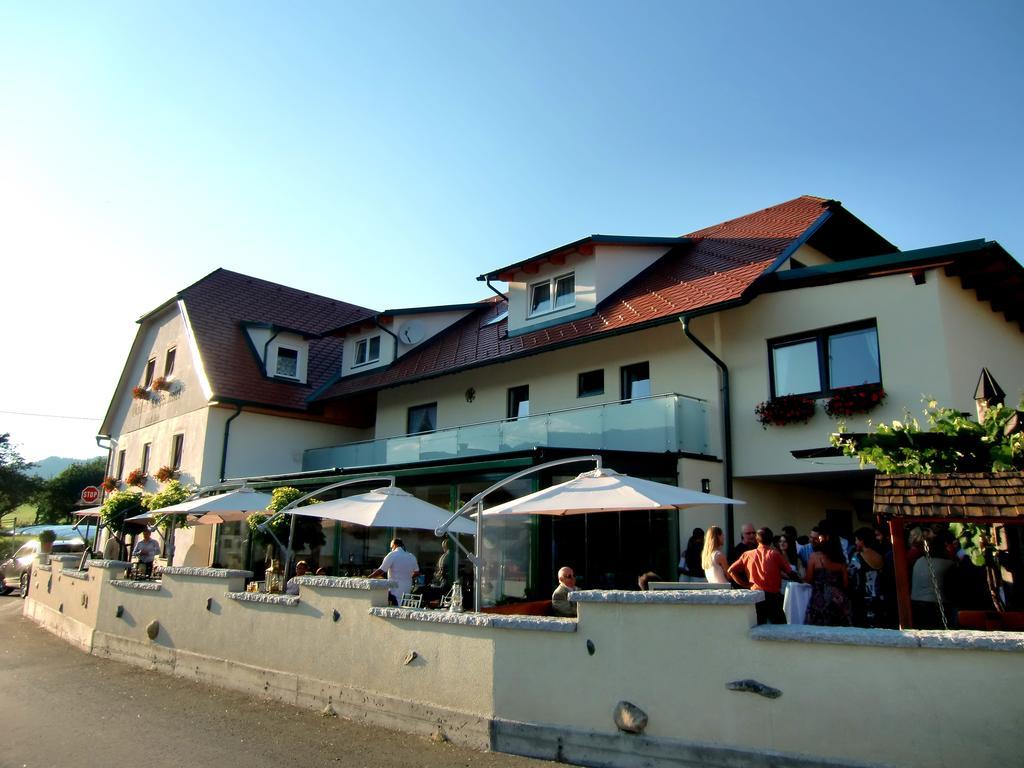 Gasthof Knappenwirt Mariahof Exterior foto