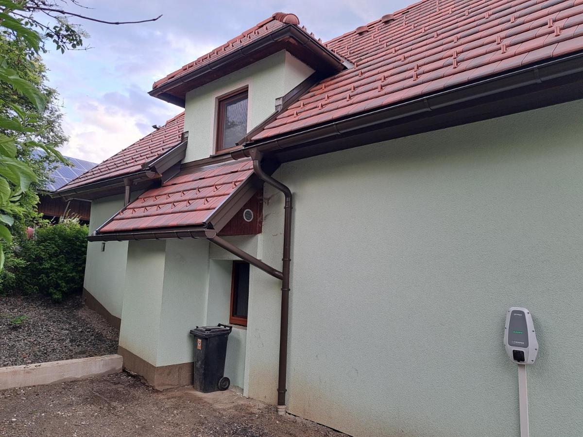 Gasthof Knappenwirt Mariahof Exterior foto